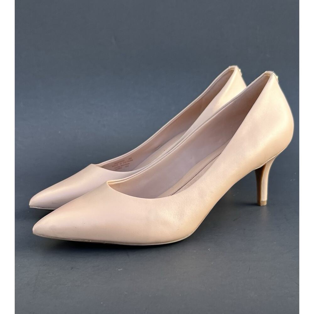 Cole Haan Vivica Beige Leather Pointed Toe Women's Size 9 US NEW